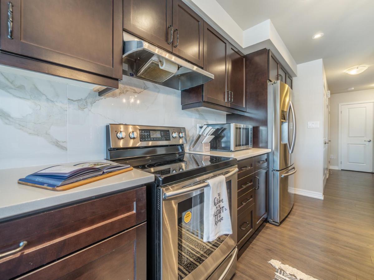 Boutique 3Br+Study Townhouse - Oakville Bagian luar foto