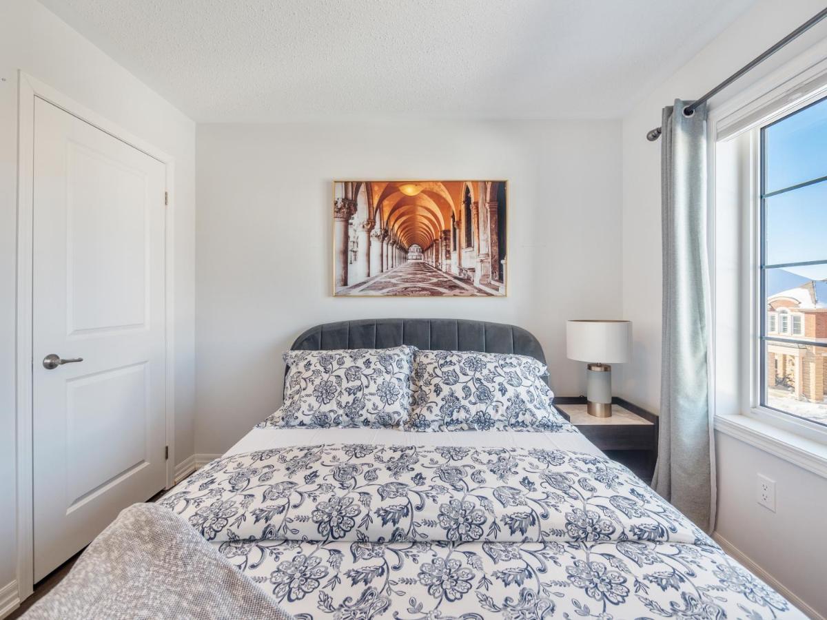 Boutique 3Br+Study Townhouse - Oakville Bagian luar foto