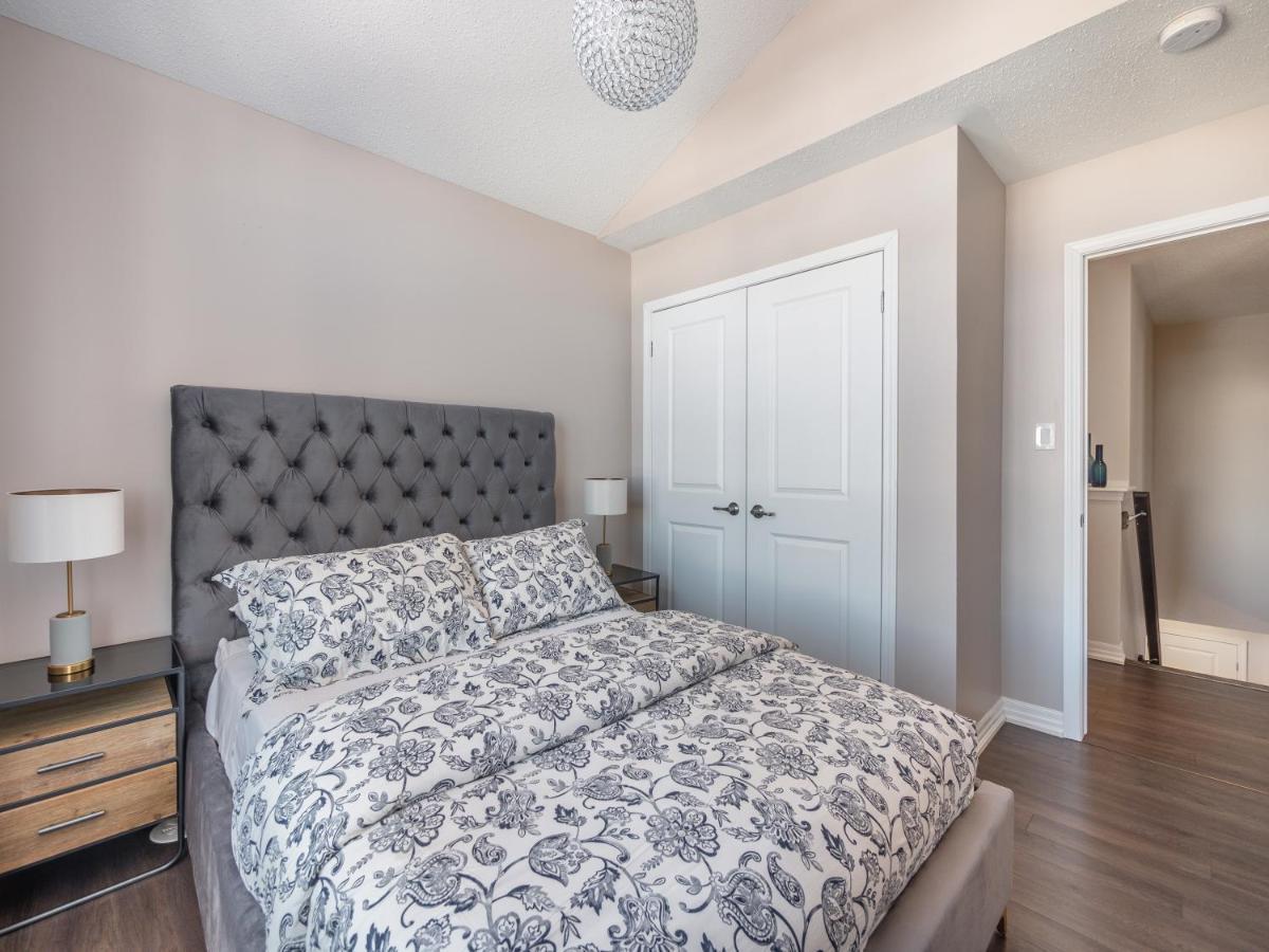 Boutique 3Br+Study Townhouse - Oakville Bagian luar foto