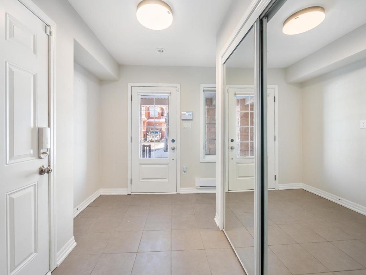 Boutique 3Br+Study Townhouse - Oakville Bagian luar foto